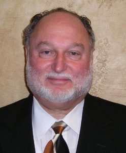 Headshot Merle Gross